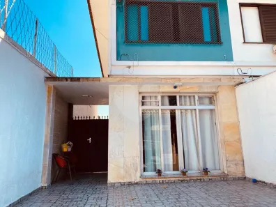 Sobrado com 3 Quartos à venda, 124m² no Campo Belo, São Paulo