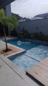 Casa com 5 Quartos para alugar, 300m² no Barra, Balneário Camboriú