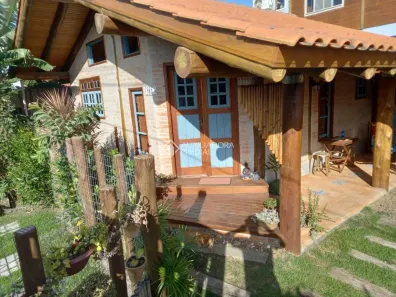 Casa com 1 Quarto à venda, 175m² no Arroio, Imbituba