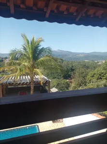 Fazenda/Sítio com 4 Quartos para alugar, 470m² no Jardim Estância Brasil, Atibaia