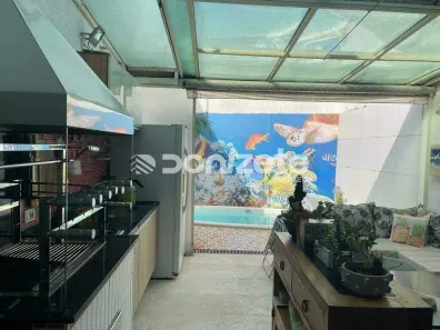 Sobrado com 3 Quartos à venda, 210m² no Vila Guiomar, Santo André