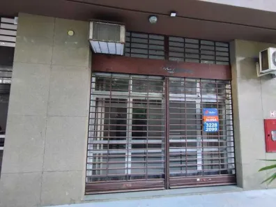 Ponto Comercial para alugar, 83m² no Centro Histórico, Porto Alegre