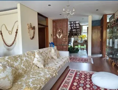 Sobrado com 4 Quartos à venda, 350m² no Cidade São Francisco, São Paulo