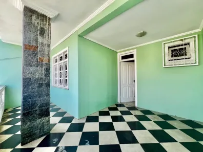 Sobrado com 4 Quartos à venda, 300m² no Adrianópolis, Manaus