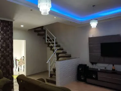 Casa de Condomínio com 3 Quartos à venda, 220m² no Vila Caputera, Mogi das Cruzes