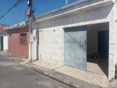 Casa com 2 Quartos à venda, 117m² no Clima Bom, Maceió