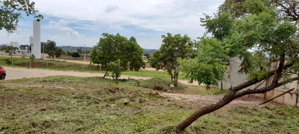 Lote/Terreno à venda, 695m² no Setor Habitacional Jardim Botânico, Brasília