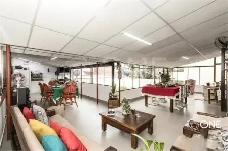 Casa com 3 Quartos à venda, 400m² no Passo da Areia, Porto Alegre