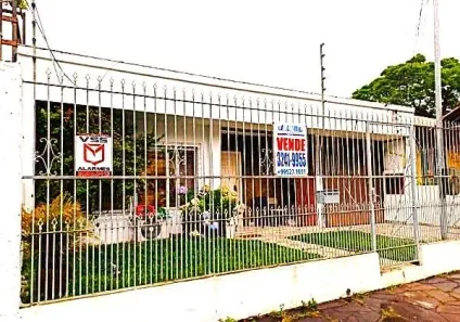 Casa com 3 Quartos à venda, 170m² no Cavalhada, Porto Alegre