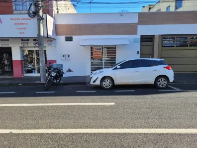 Ponto Comercial para alugar, 20m² no Osvaldo Rezende, Uberlândia