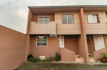 Sobrado com 3 Quartos à venda, 150m² no Capão Raso, Curitiba