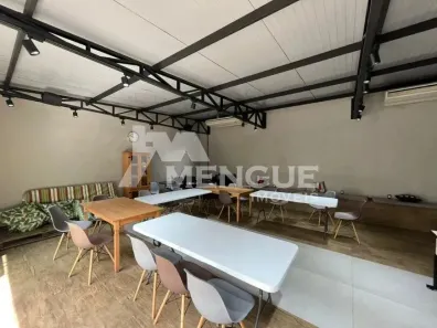 Imóvel Comercial para alugar, 300m² no Petrópolis, Porto Alegre