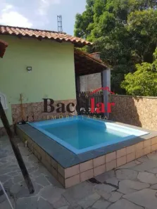 Casa de Condomínio com 4 Quartos à venda, 180m² no Rio do Ouro, São Gonçalo