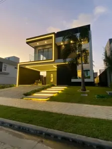 Casa de Condomínio com 4 Quartos à venda, 260m² no Cidade Alpha, Eusébio