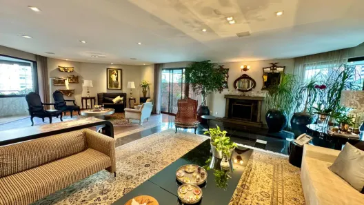 Apartamento com 4 Quartos à venda, 640m² no Vila Uberabinha, São Paulo