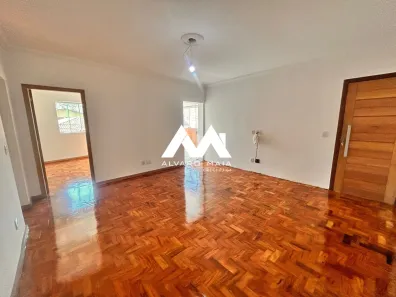 Casa com 4 Quartos para alugar, 150m² no Santa Efigênia, Belo Horizonte