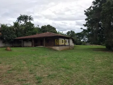 Fazenda/Sítio com 3 Quartos à venda, 420m² no Nossa Senhora do Perpétuo Socorro, Pindamonhangaba