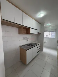 Apartamento com 2 Quartos para alugar, 49m² no Vila Carmosina, São Paulo