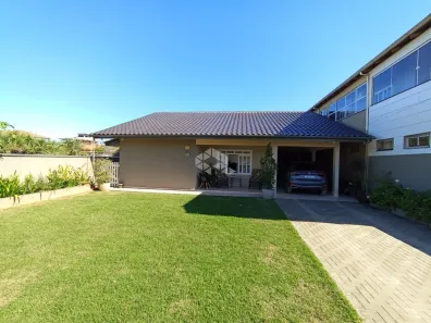 Casa com 3 Quartos à venda, 152m² no Praia do Ervino, São Francisco do Sul