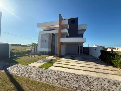 Casa de Condomínio com 3 Quartos para alugar, 223m² no Ogiva, Cabo Frio