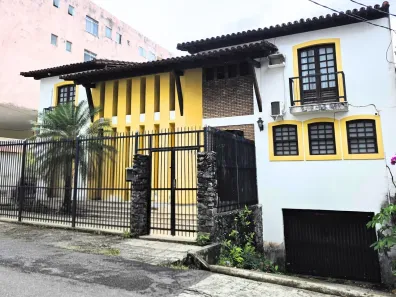 Casa com 7 Quartos à venda, 260m² no Vila Laura, Salvador