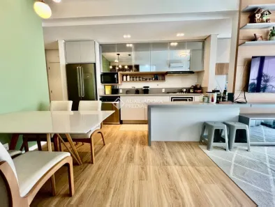 Apartamento com 2 Quartos à venda, 71m² no Centro, Florianópolis