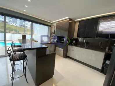 Casa com 3 Quartos à venda, 237m² no Pedra Branca, Palhoça