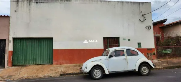 Galpão/Depósito/Armazém para alugar, 260m² no Parque das Américas, Uberaba