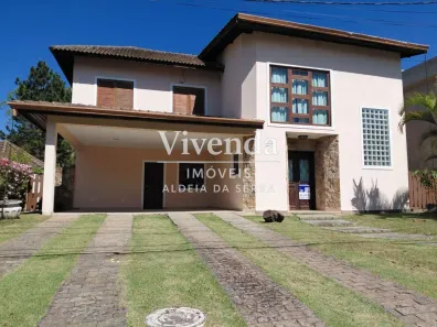 Sobrado com 4 Quartos para alugar, 260m² no Residencial Morada dos Pássaros-Aldeia da Serra, Barueri