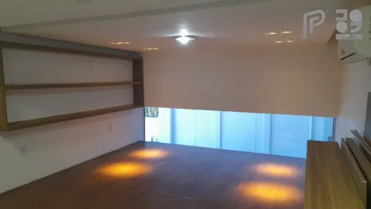 Ponto Comercial à venda, 46m² no Renascença, São Luís