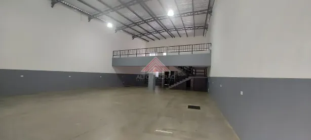 Galpão/Depósito/Armazém para alugar, 281m² no Jardim Pilar, Mauá