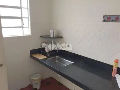 Ponto Comercial para alugar, 203m² no Martins, Uberlândia