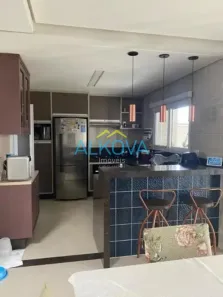 Sobrado com 3 Quartos à venda, 175m² no Chácaras São José, São José dos Campos