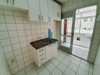 Apartamento com 2 Quartos para alugar, 70m² no Centro, Florianópolis
