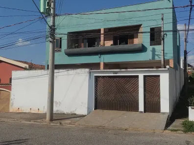 Casa com 3 Quartos à venda, 270m² no Jardim Abaeté, Sorocaba