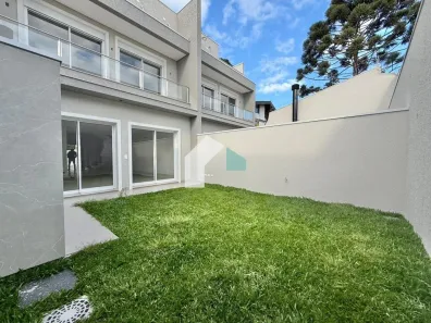 Sobrado com 4 Quartos à venda, 258m² no Ahú, Curitiba