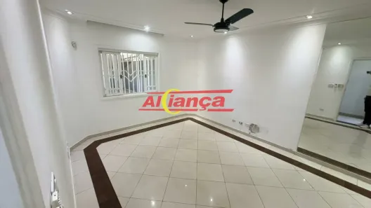 Sobrado com 3 Quartos à venda, 136m² no Parque Renato Maia, Guarulhos