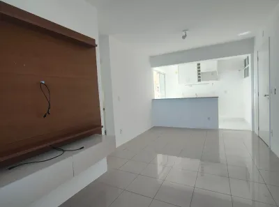 Apartamento com 3 Quartos para alugar, 65m² no Piatã, Salvador