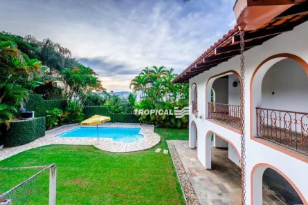 Casa com 4 Quartos à venda, 526m² no Centro, Blumenau