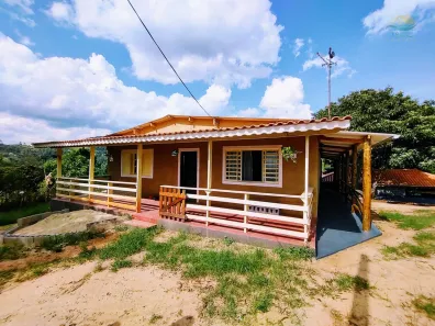 Fazenda/Sítio com 3 Quartos à venda, 340m² no Olho D'Água, Mairiporã