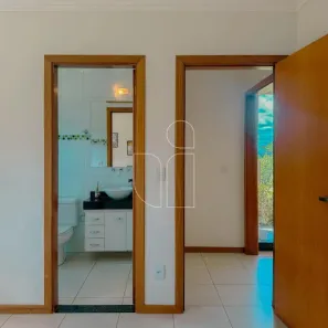Casa com 6 Quartos à venda, 300m² no Sítios de Recreio Santa Rosa (Padre Nóbrega), Marília