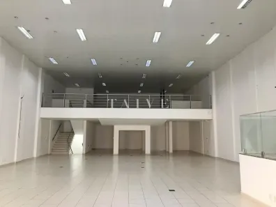 Galpão/Depósito/Armazém para alugar, 814m² no Vitória, Londrina