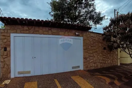 Casa com 4 Quartos à venda, 250m² no Jardim São Pedro, Araras