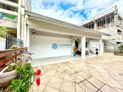 Casa com 3 Quartos à venda, 144m² no São Luiz, Caxias do Sul