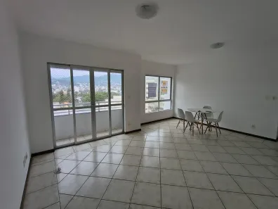 Apartamento com 3 Quartos para alugar, 77m² no Trindade, Florianópolis