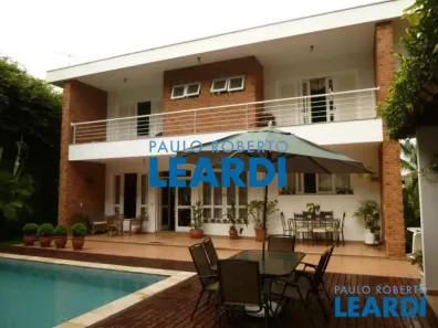 Sobrado com 4 Quartos à venda, 601m² no Jardim Guedala, São Paulo