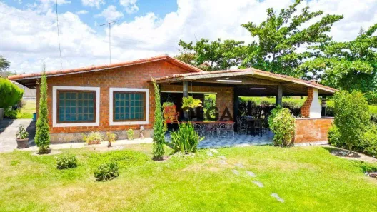 Casa de Condomínio com 4 Quartos à venda, 200m² no Alpes Suiços, Gravatá