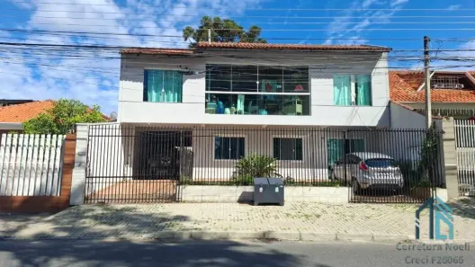 Casa com 9 Quartos à venda, 320m² no Santa Cândida, Curitiba