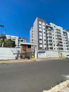 Apartamento com 3 Quartos para alugar, 77m² no Morros, Teresina