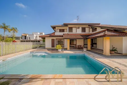 Casa com 4 Quartos à venda, 289m² no Glória, Joinville